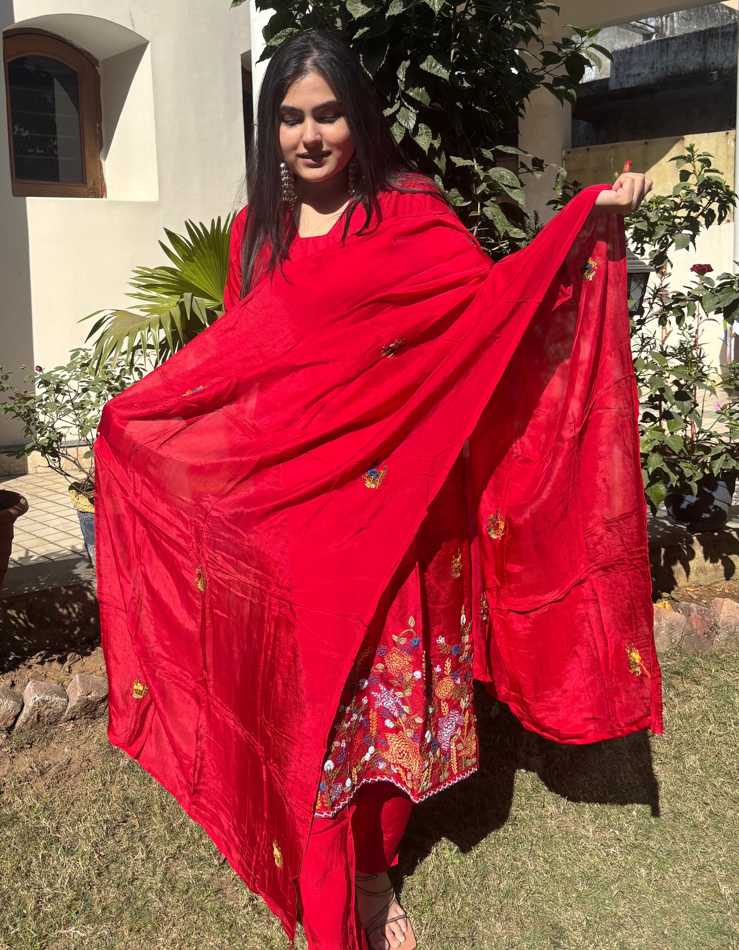 AASHIRYA RED SUIT SET