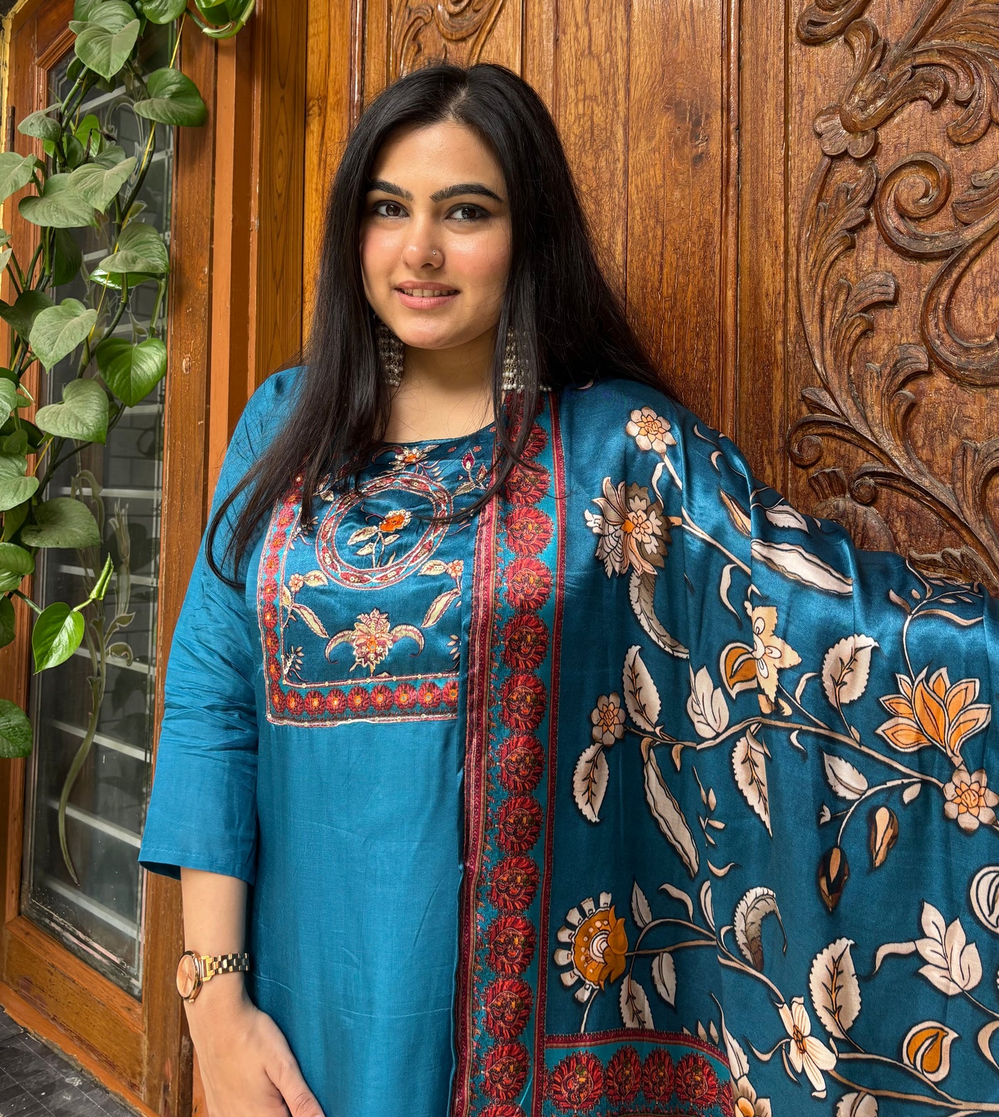 VAAYU GAJJI SILK SUIT SET