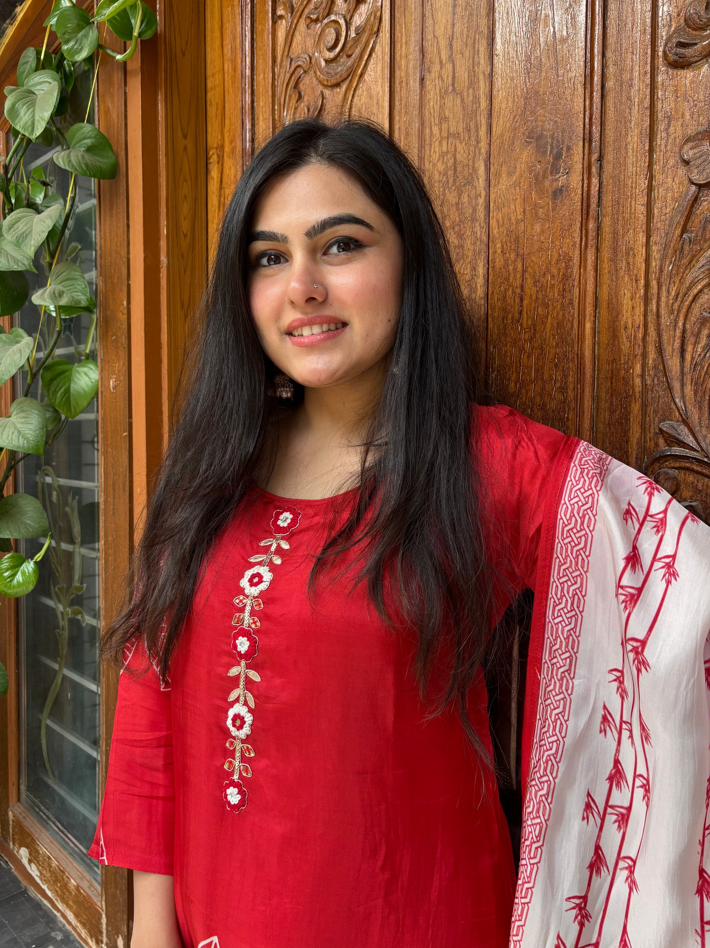 GRISHMA RED SUIT SET