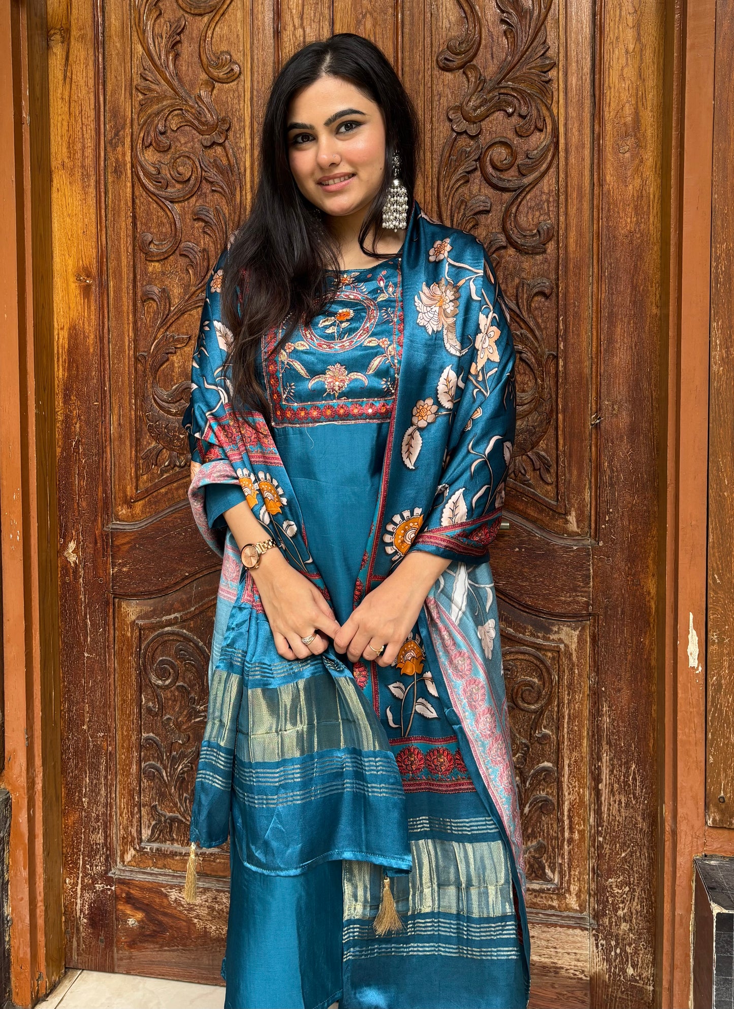 VAAYU GAJJI SILK SUIT SET