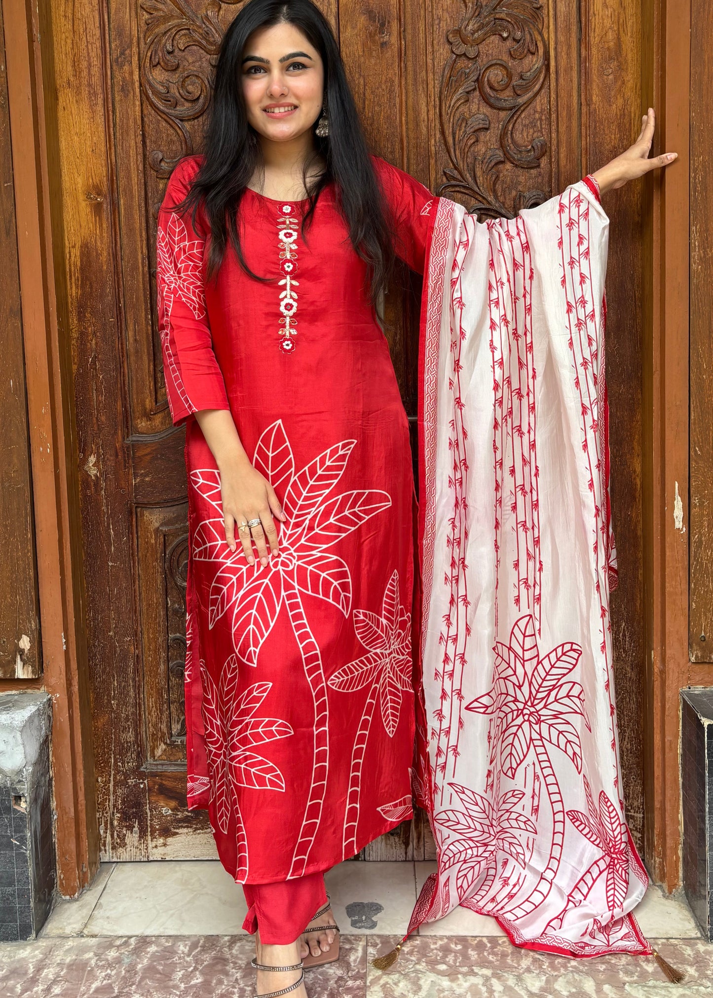 GRISHMA RED SUIT SET