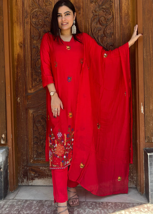 AASHIRYA RED SUIT SET