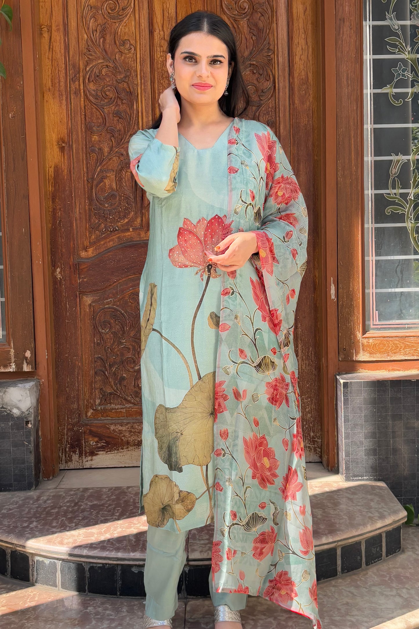 ARCHITA FLORAL SUIT SET