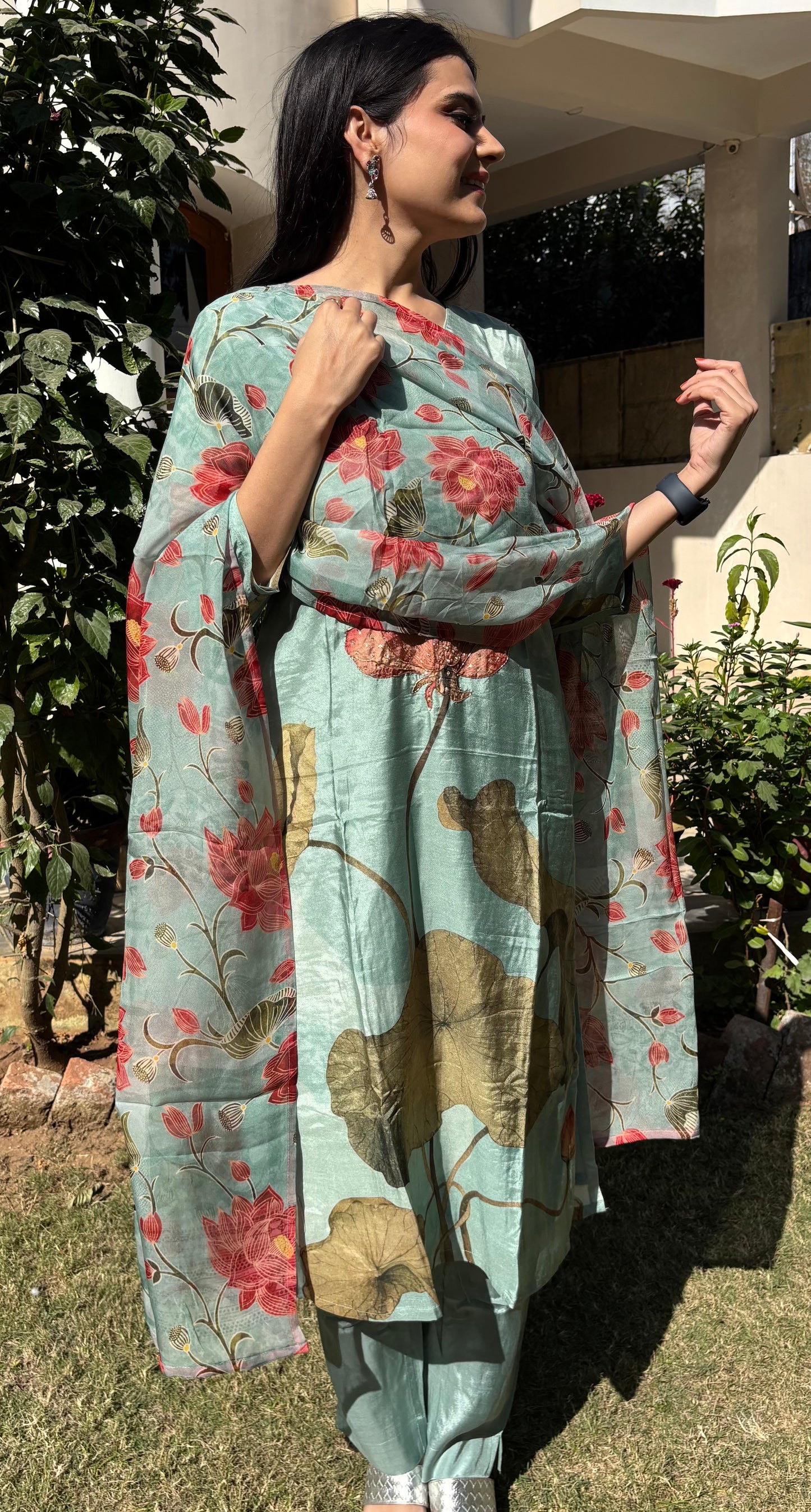 ARCHITA FLORAL SUIT SET