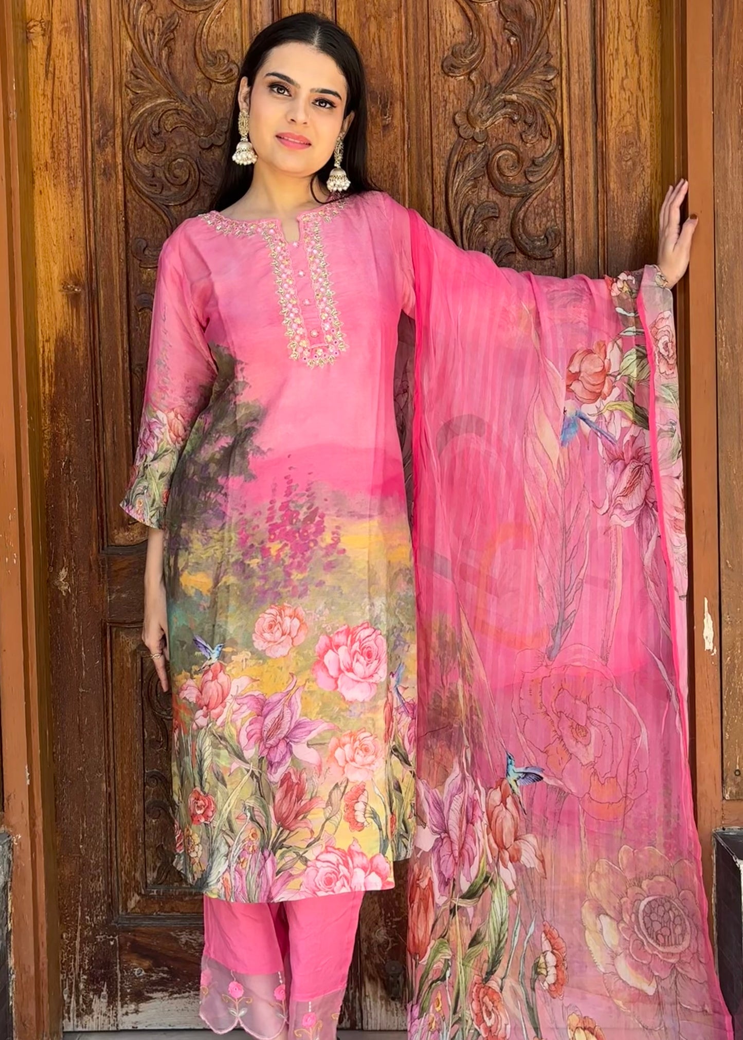 AAHANA FLORAL SUIT SET